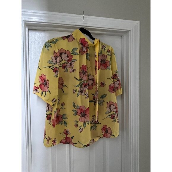 WOMEN’S Yellow‎ Floral Shirt Size Large - Picture 3 of 12